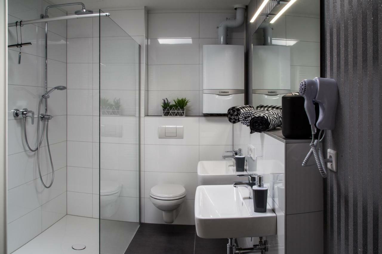 Die Hotelalternative Solingen Extérieur photo